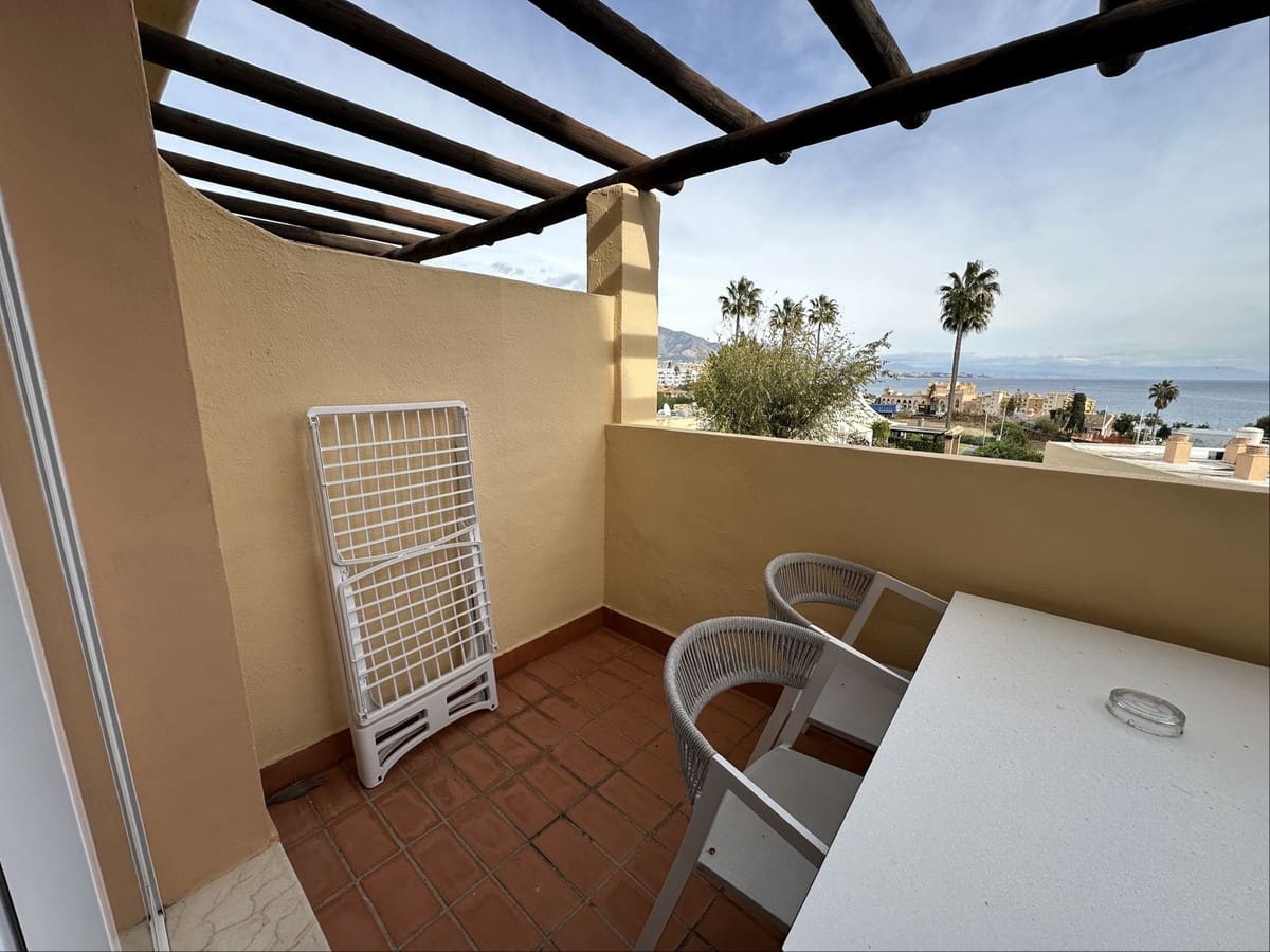 2 bedroom Townhouse for sale in Mijas Costa with pool garage - € 380,000 (Ref: 9508016)