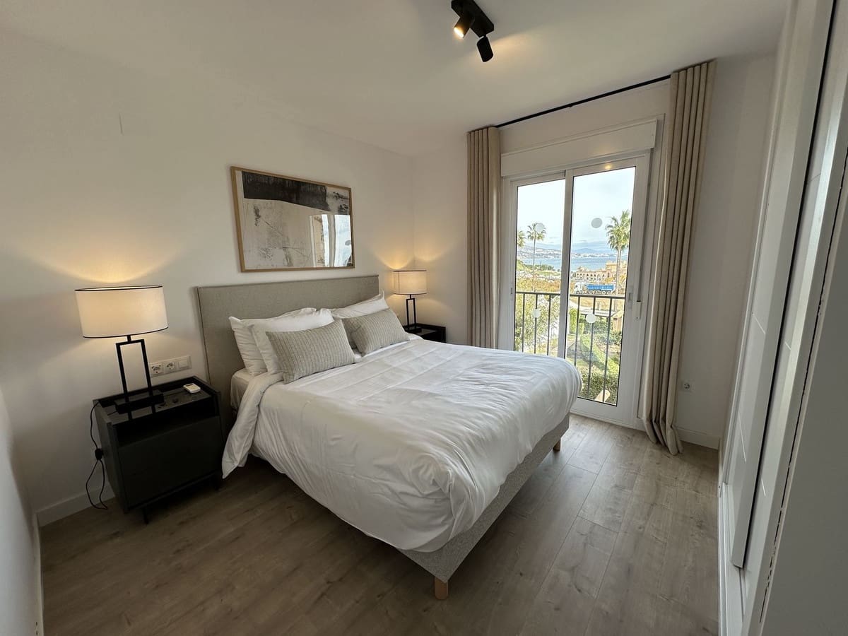 2 bedroom Townhouse for sale in Mijas Costa with pool garage - € 380,000 (Ref: 9508016)