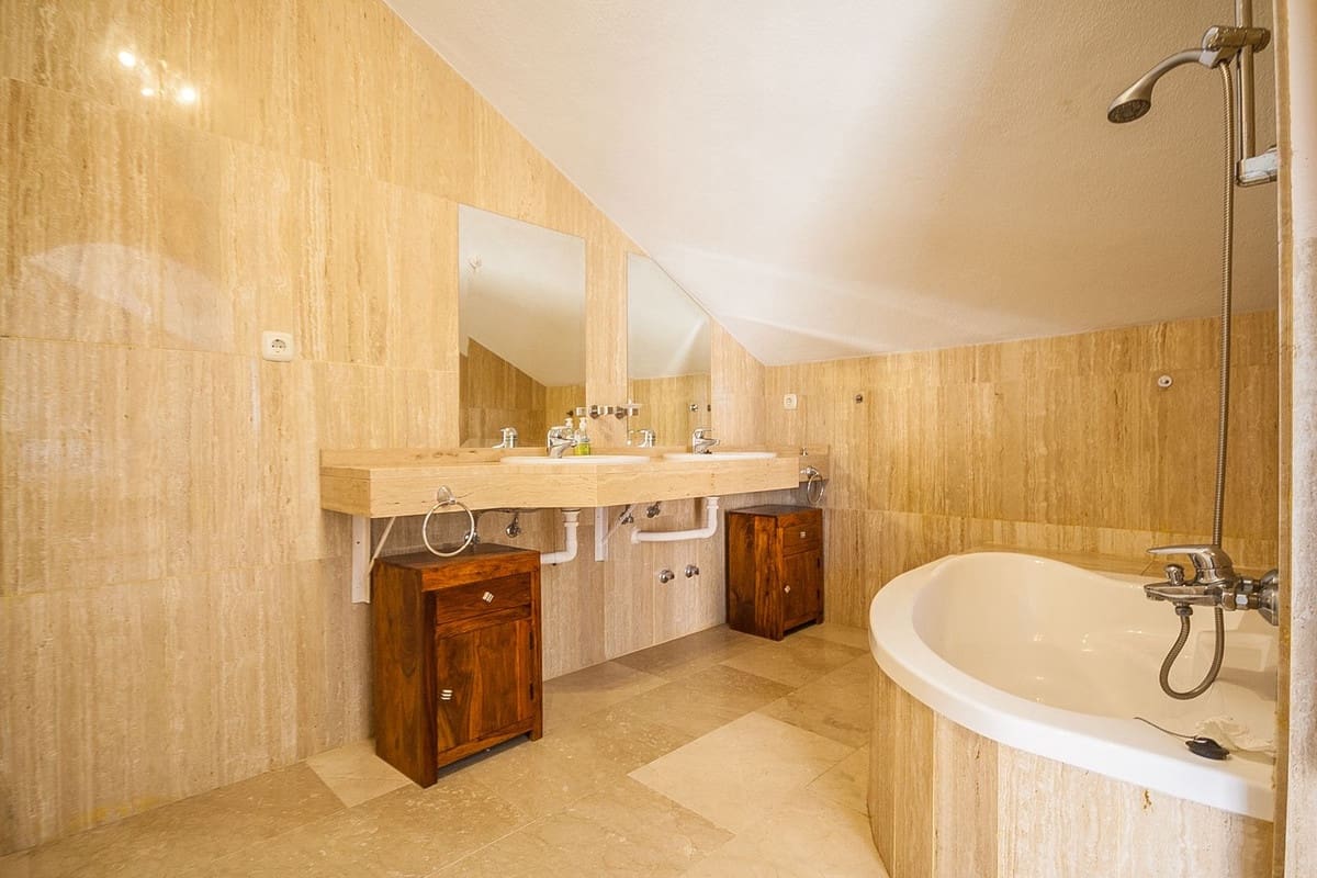 2 sovrum Takvåning till salu i Elviria med pool garage - 419 000 € (Ref: 9508064)