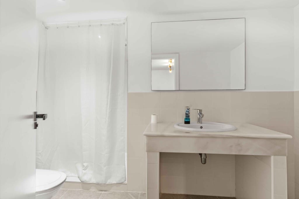 4 soveværelse Villa til salg i New Golden Mile med swimmingpool garage - € 1.299.000 (Ref: 9508075)