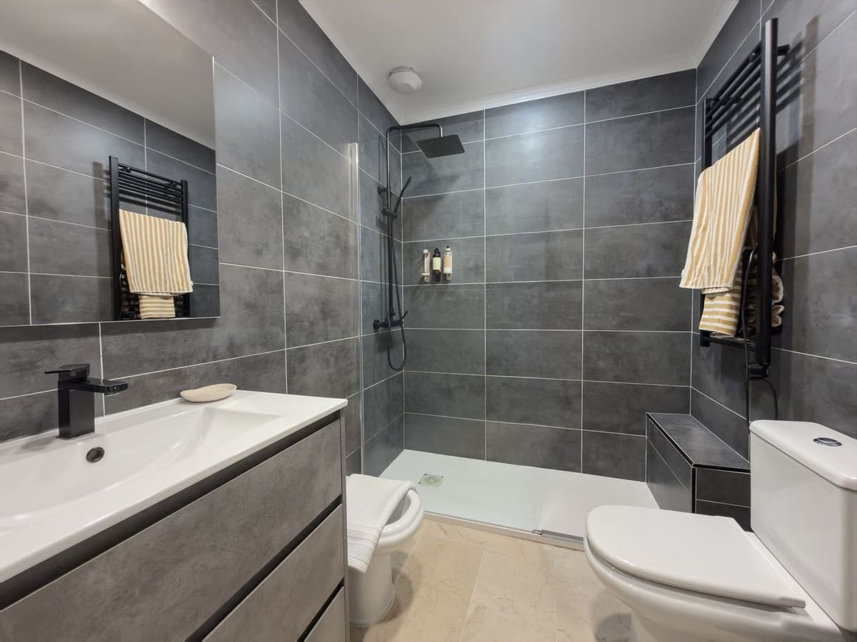 4 sypialnia Apartament na sprzedaż w Elviria z basenem - 1 100 000 € (Ref: 9508076)