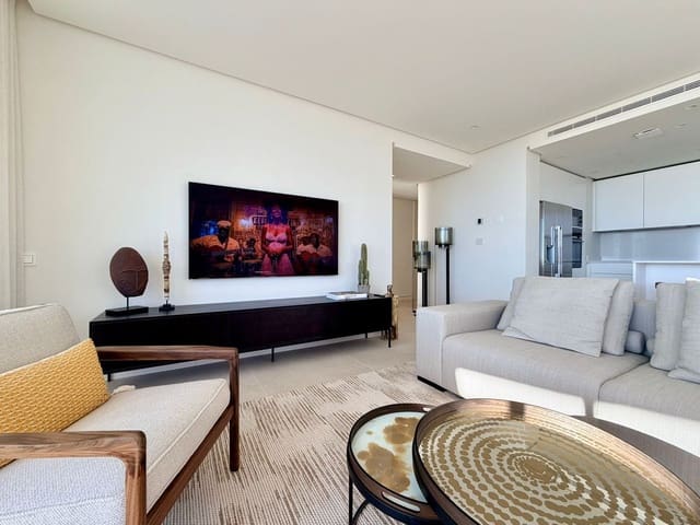 Apartamento de 3 habitaciones en Marbella en venta con piscina - 1.250.000 € (Ref: 9518272)