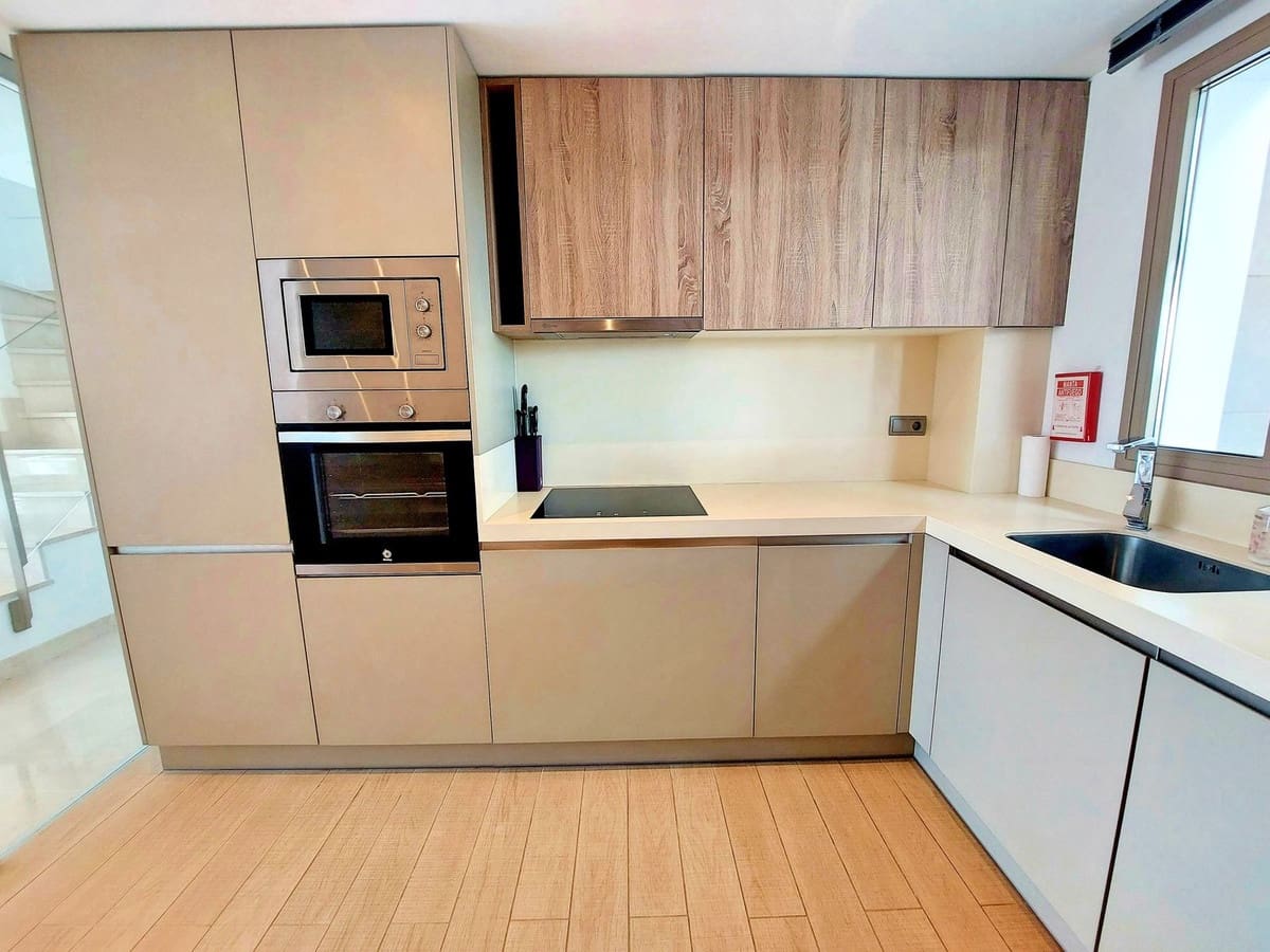 3 bedroom Penthouse for sale in Mijas with pool garage - € 585,000 (Ref: 9518288)