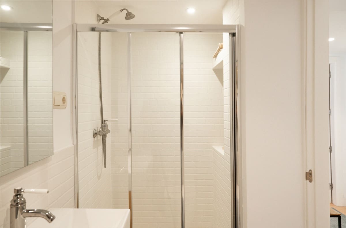 4 quarto Moradia para venda em Estepona com piscina garagem - 1 295 000 € (Ref: 9546997)