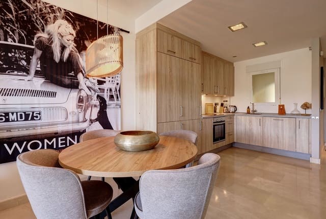 Apartamento de 2 habitaciones en Mijas en venta con piscina garaje - 369.000 € (Ref: 9550027)