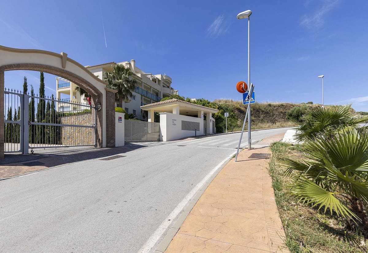2 slaapkamer Appartement te koop in Mijas met zwembad garage - € 369.000 (Ref: 9550027)