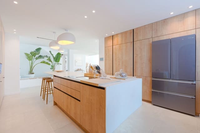 Chalet de 5 habitaciones en Mijas Costa, Mijas en venta con piscina garaje - 2.250.000 € (Ref: 9554304)