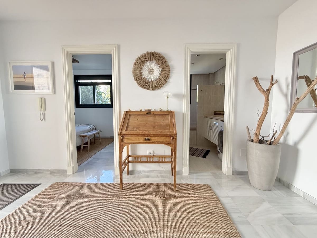 3 bedroom Semi-detached Villa for sale in Benalmadena with pool garage - € 629,000 (Ref: 9560673)