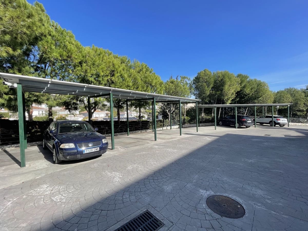 3 bedroom Semi-detached Villa for sale in Benalmadena with pool garage - € 629,000 (Ref: 9560673)