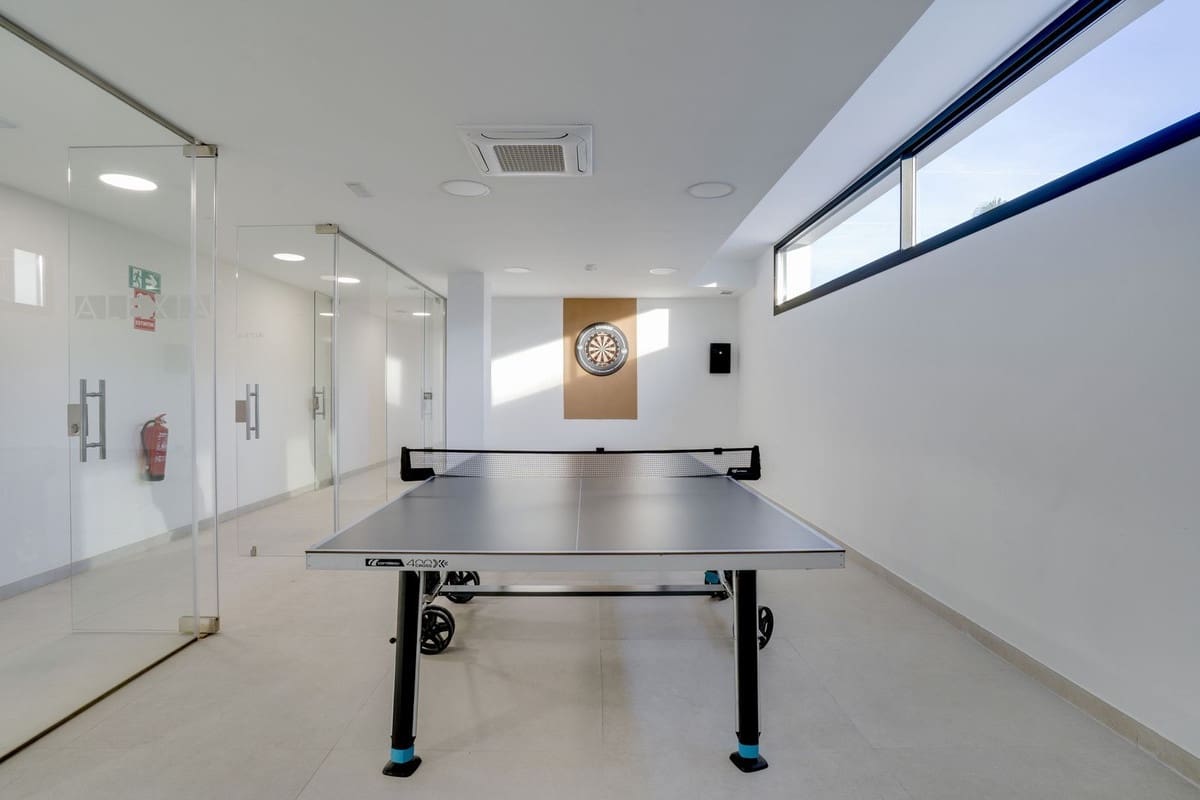 3 quarto Apartamento para venda em Estepona com piscina garagem - 779 000 € (Ref: 9578270)