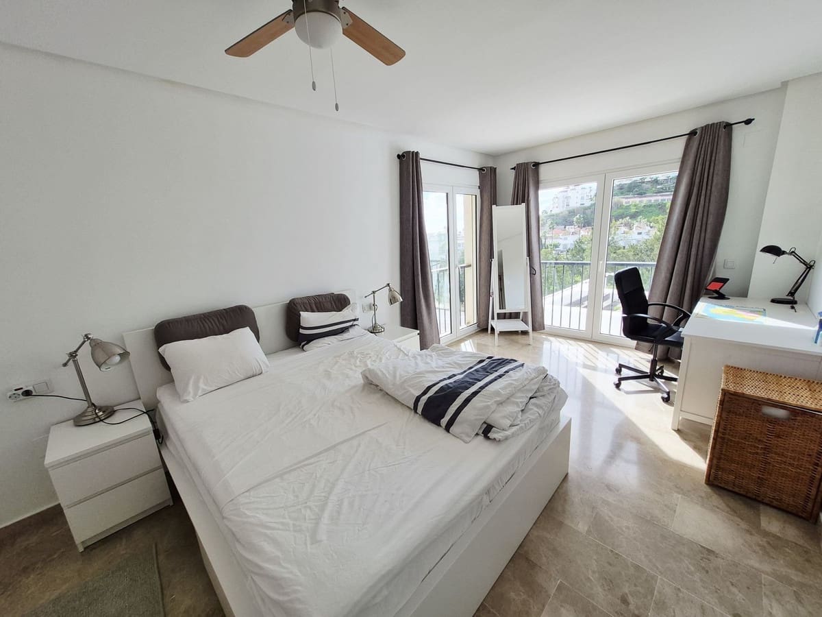 2 sypialnia Apartament na sprzedaż w Miraflores z basenem garażem - 399 000 € (Ref: 9585252)