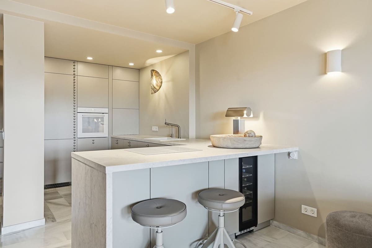 3 quarto Apartamento para venda em Calahonda com piscina garagem - 569 000 € (Ref: 9590425)