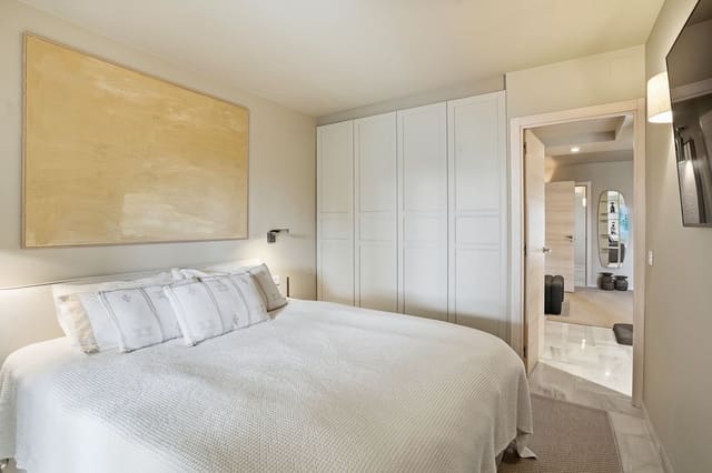 3 sypialnia Apartament na sprzedaż w Calahonda, Mijas z basenem garażem - 569 000 € (Ref: 9590425)