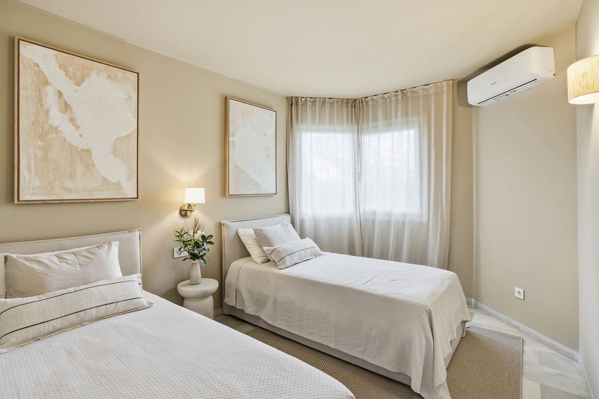 3 quarto Apartamento para venda em Calahonda com piscina garagem - 569 000 € (Ref: 9590425)