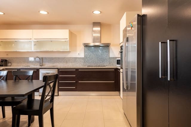 4 sovrum Hus till salu i Benahavís med pool garage - 598 000 € (Ref: 9598512)