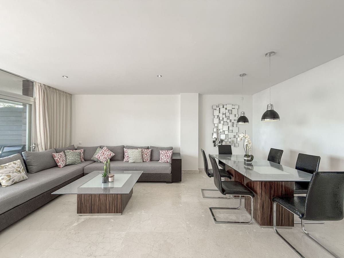 3 makuuhuone Huoneisto myytävänä paikassa Manilva mukana uima-altaan 
autotalli - 380 000 € (Ref: 9603623)