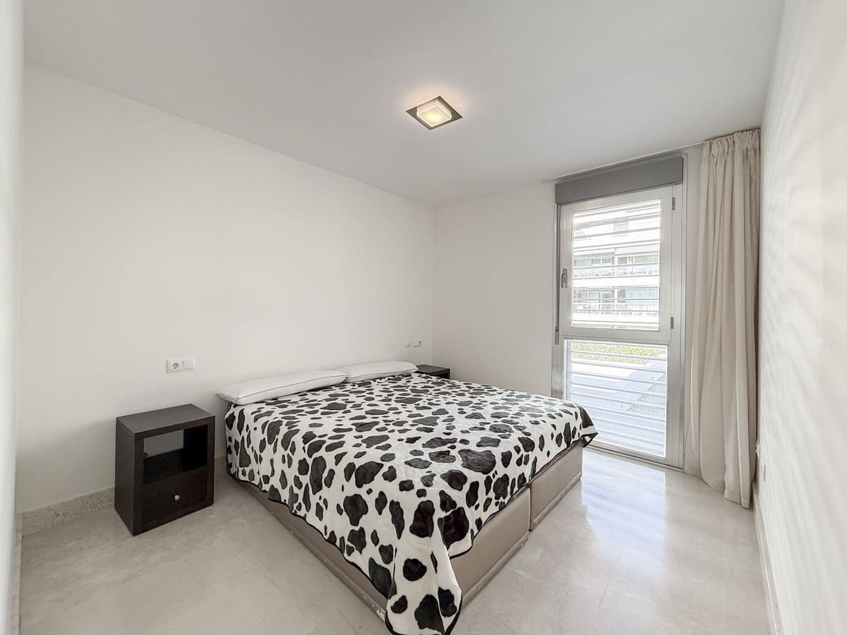 3 makuuhuone Huoneisto myytävänä paikassa Manilva mukana uima-altaan 
autotalli - 380 000 € (Ref: 9603623)