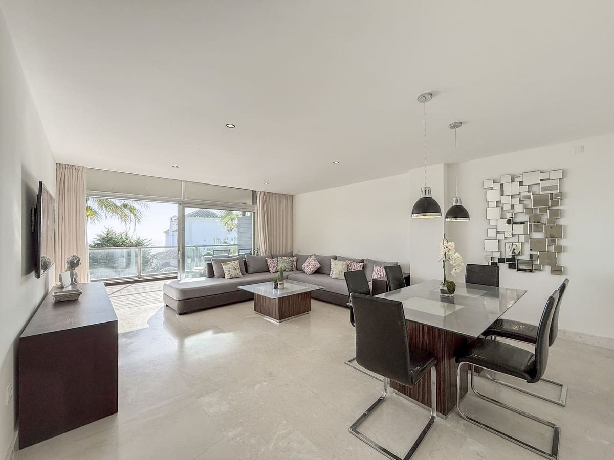 3 makuuhuone Huoneisto myytävänä paikassa Manilva mukana uima-altaan 
autotalli - 380 000 € (Ref: 9603623)