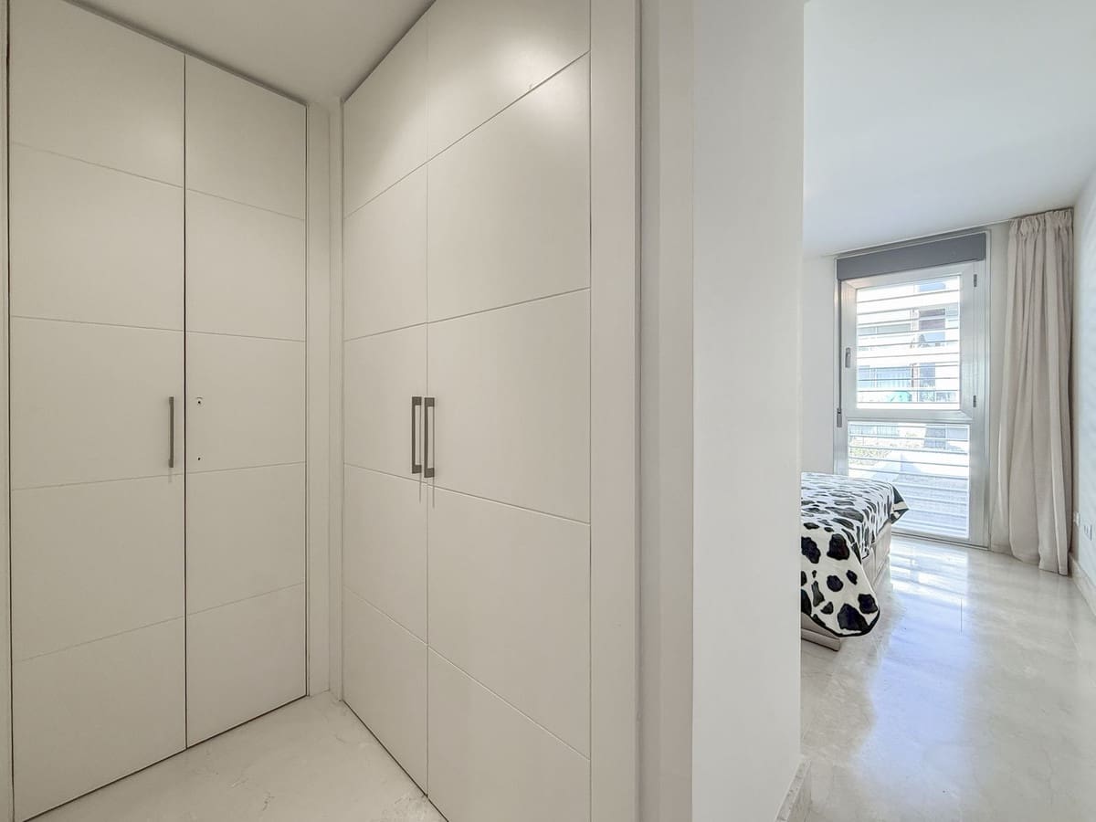 3 makuuhuone Huoneisto myytävänä paikassa Manilva mukana uima-altaan 
autotalli - 380 000 € (Ref: 9603623)