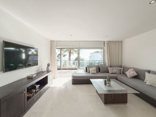 3 makuuhuone Huoneisto myytävänä paikassa Manilva mukana uima-altaan 
autotalli - 380 000 € (Ref: 9603623)