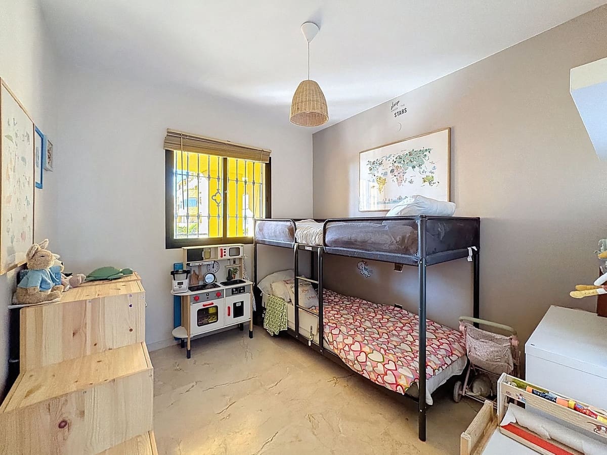 2 bedroom Apartment for sale in New Golden Mile with pool garage - € 299,000 (Ref: 9610500)