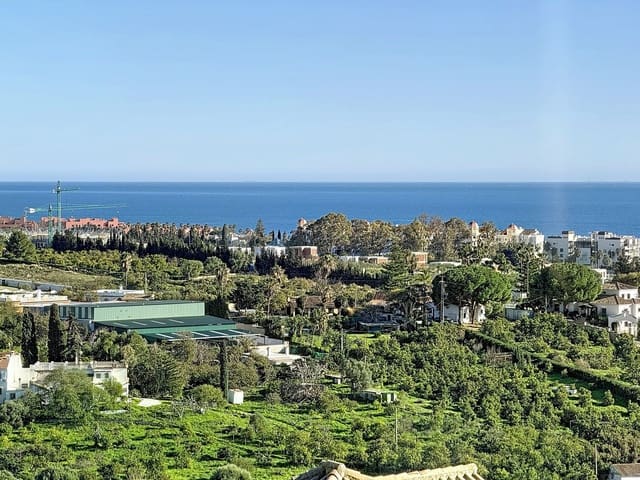 2 soverom Leilighet til salgs i Selwo, Estepona med svømmebasseng garasje - € 299 000 (Ref: 9610500)