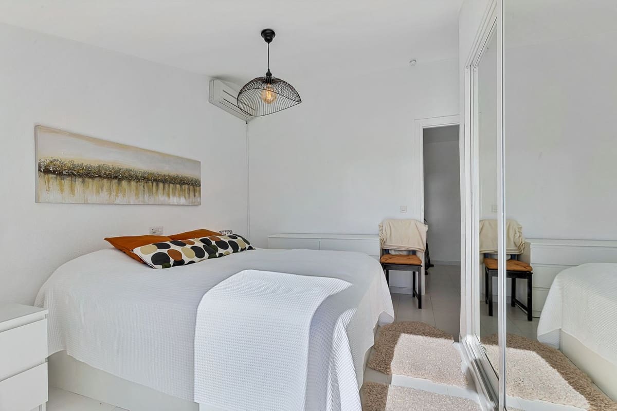 2 sovrum Takvåning till salu i Fuengirola med pool garage - 395 000 € (Ref: 9624253)