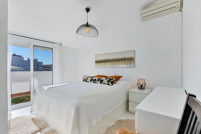 2 sovrum Takvåning till salu i Fuengirola med pool garage - 395 000 € (Ref: 9624253)