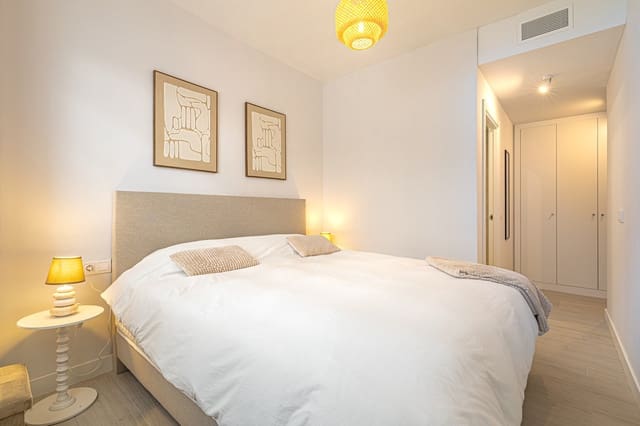 3 quarto Apartamento para venda em Estepona com piscina garagem - 449 000 € (Ref: 9629246)