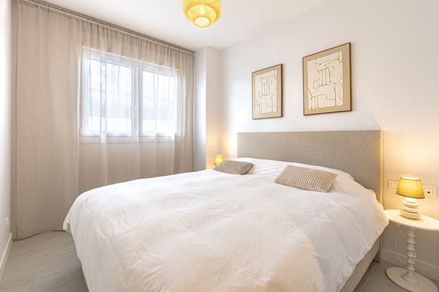 3 quarto Apartamento para venda em Estepona com piscina garagem - 449 000 € (Ref: 9629246)