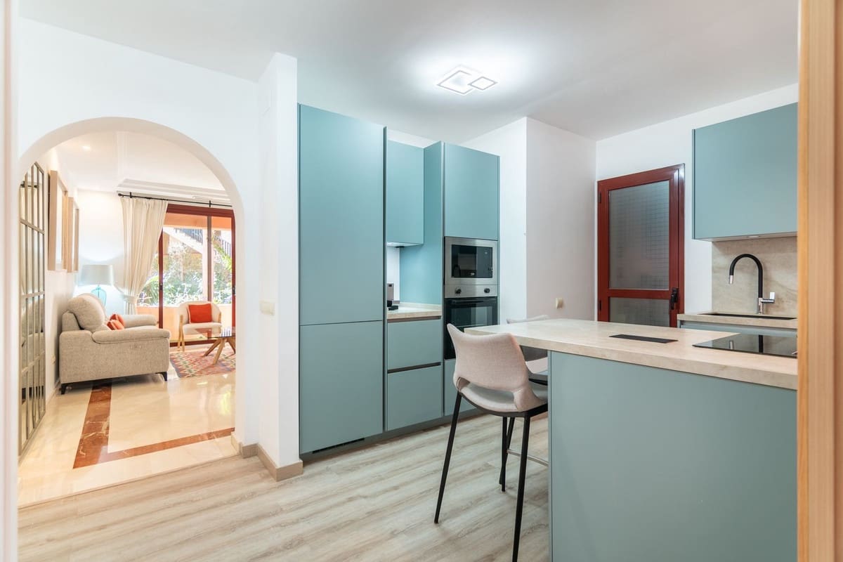 3 quarto Apartamento para venda em Elviria com piscina garagem - 699 000 € (Ref: 9629248)