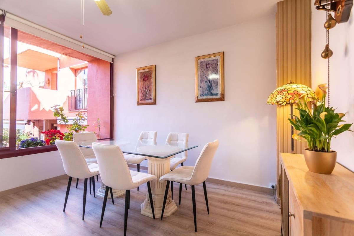 3 quarto Apartamento para venda em Elviria com piscina garagem - 699 000 € (Ref: 9629248)