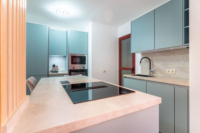 3 quarto Apartamento para venda em Elviria, Marbella com piscina garagem - 699 000 € (Ref: 9629248)