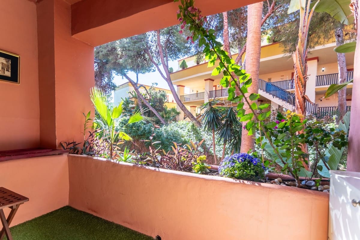 3 quarto Apartamento para venda em Elviria com piscina garagem - 699 000 € (Ref: 9629248)