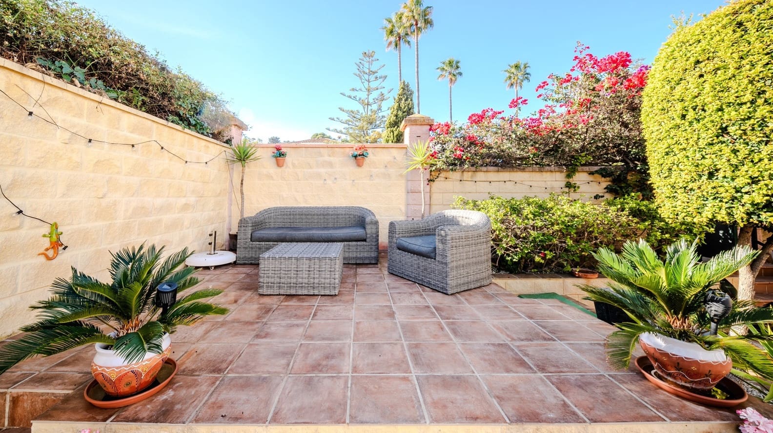 3 slaapkamer Villa te koop in Manilva met zwembad - € 589.000 (Ref: 9632865)