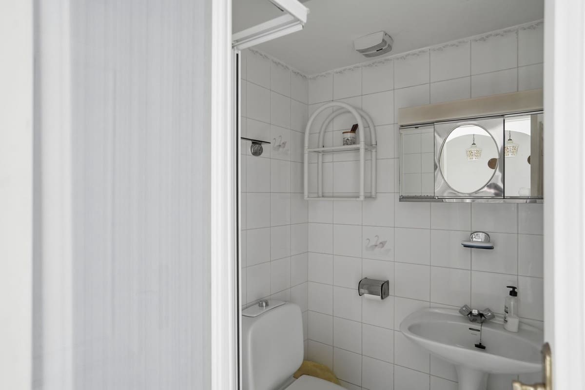 3 soverom Hus til salgs i La Cala de Mijas med svømmebasseng garasje - € 649 000 (Ref: 9639914)