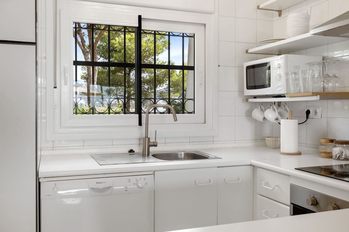 2 Zimmer Apartment zu verkaufen in Miraflores mit Pool - 350.000 € (Ref: 9643583)