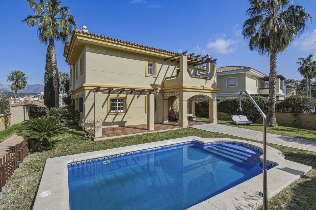5 camera da letto Villa in vendita in Mijas Golf con piscina garage - 810.000 € (Rif: 9643590)