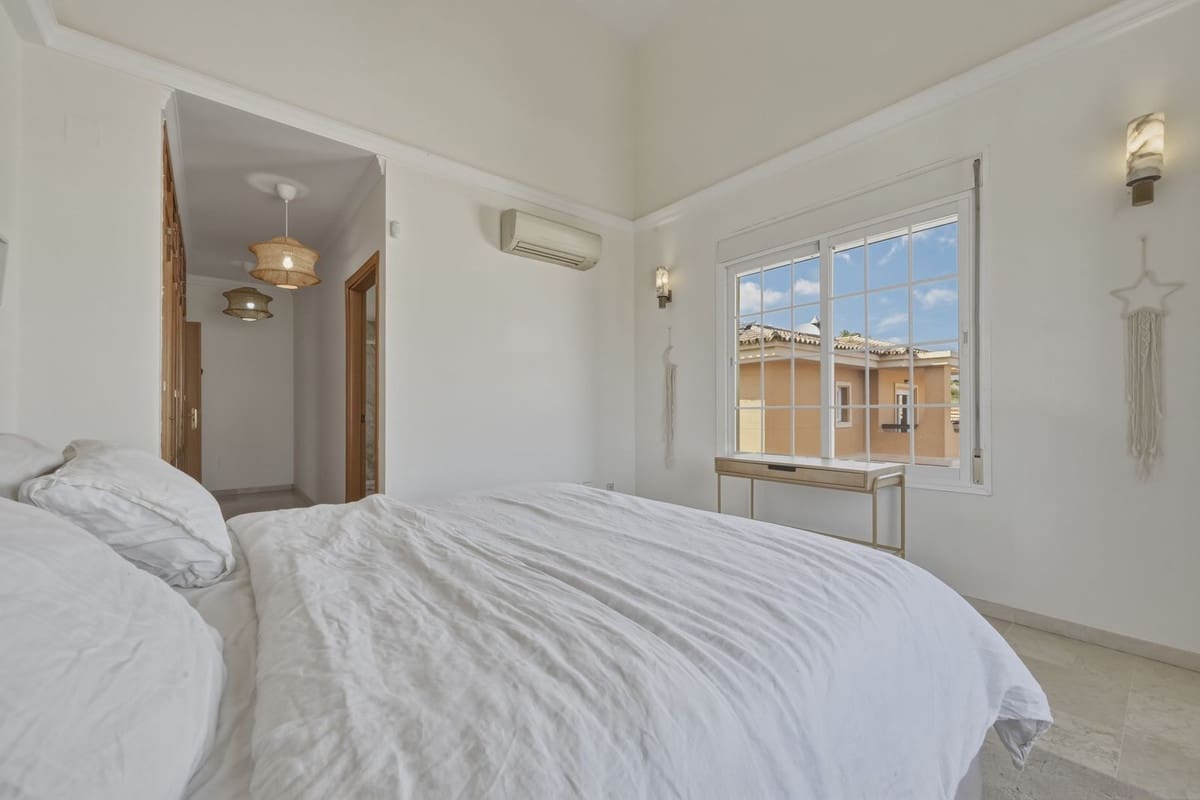 5 camera da letto Villa in vendita in Mijas Golf con piscina garage - 810.000 € (Rif: 9643590)