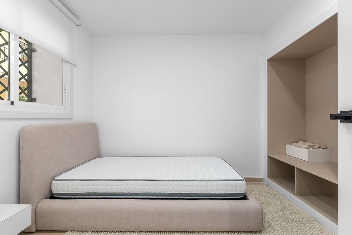 3 chambre Appartement à vendre à Aloha Golf avec piscine garage - 699 000 € (Ref: 9651031)