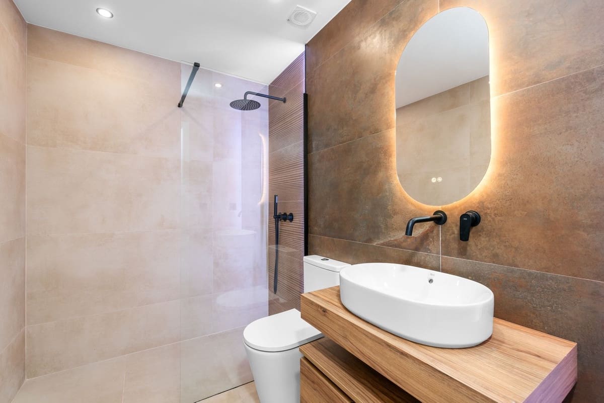 3 chambre Appartement à vendre à Aloha Golf avec piscine garage - 699 000 € (Ref: 9651031)