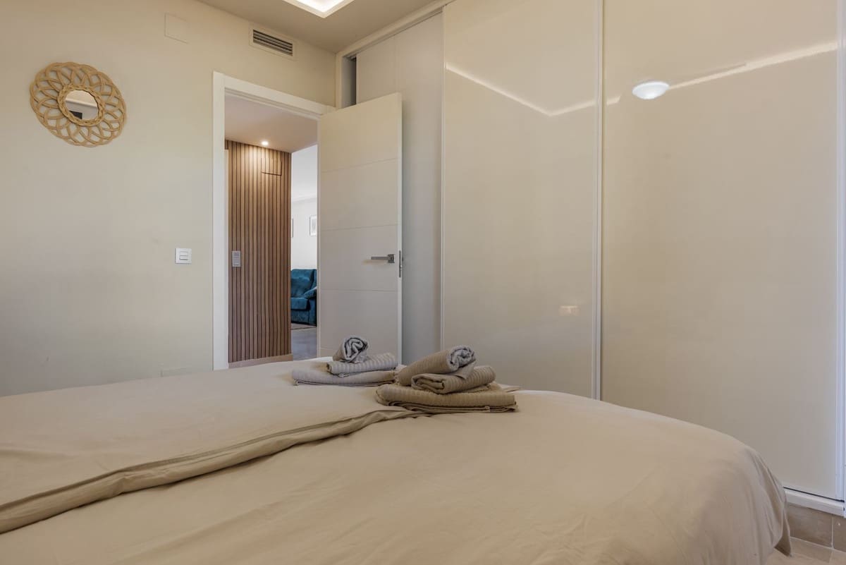 2 camera da letto Appartamento in vendita in New Golden Mile con piscina garage - 359.000 € (Rif: 9654270)