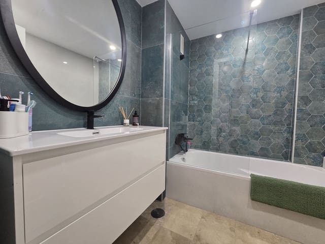 2 slaapkamer Appartement te koop in Calahonda, Mijas met zwembad garage - € 335.000 (Ref: 9669083)