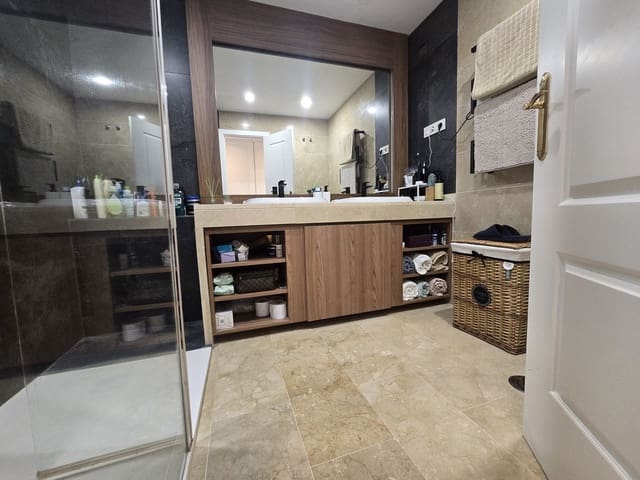 2 slaapkamer Appartement te koop in Calahonda, Mijas met zwembad garage - € 335.000 (Ref: 9669083)