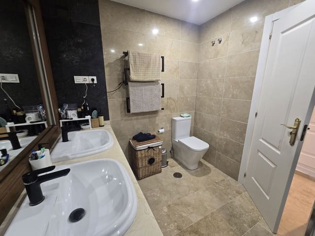 2 slaapkamer Appartement te koop in Calahonda, Mijas met zwembad garage - € 335.000 (Ref: 9669083)