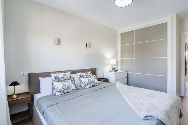 Apartamento de 2 habitaciones en Miraflores, Mijas en venta con piscina garaje - 380.000 € (Ref: 9669292)