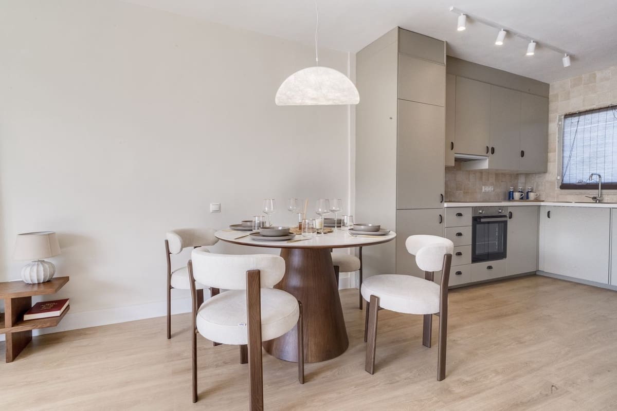 Apartamento de 2 habitaciones en Miraflores en venta con piscina garaje - 380.000 € (Ref: 9669292)