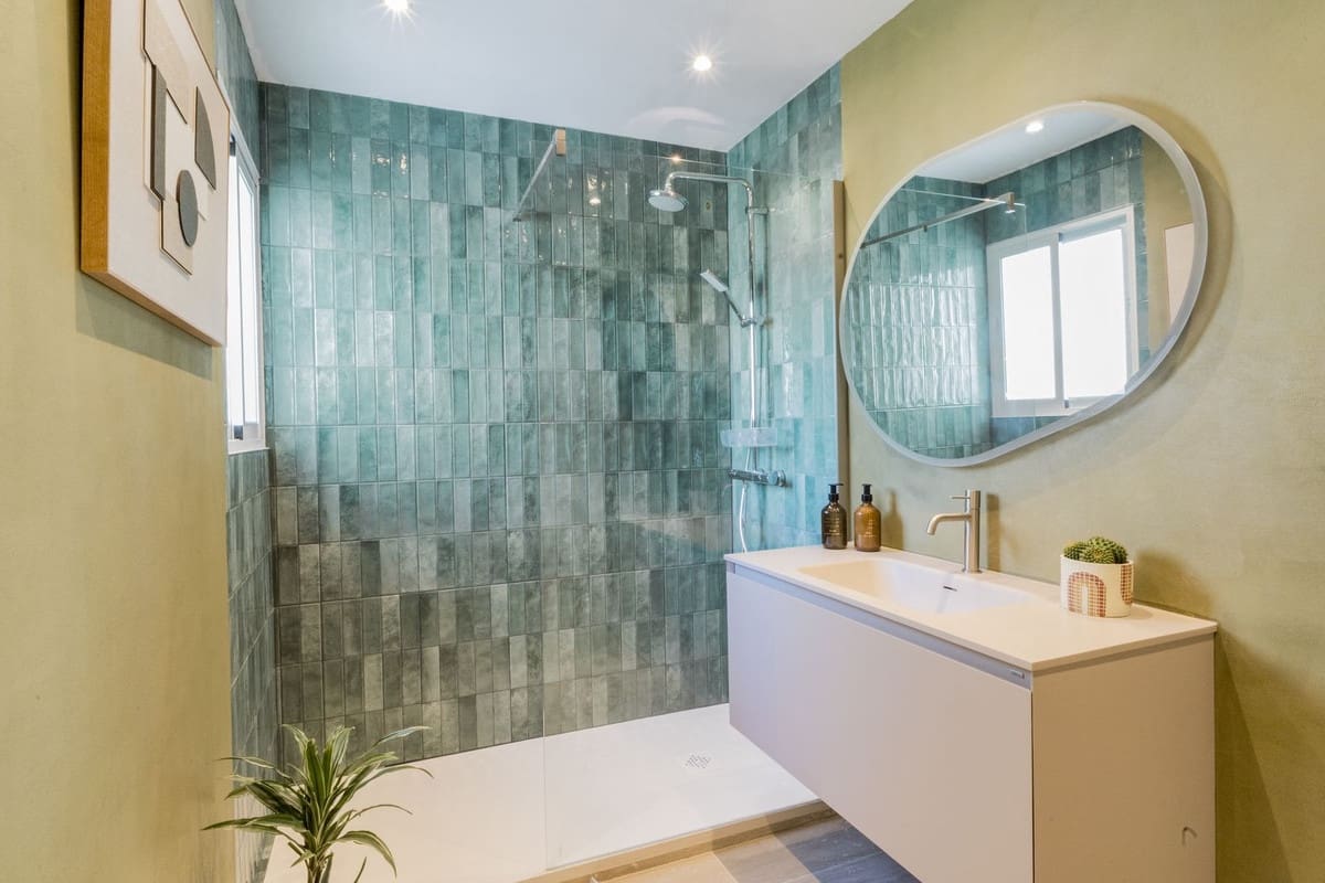 Apartamento de 2 habitaciones en Miraflores en venta con piscina garaje - 380.000 € (Ref: 9669292)