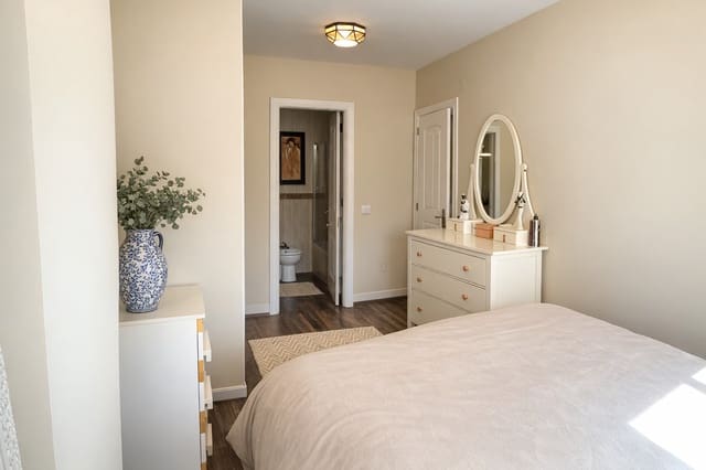 2 sypialnia Apartament na sprzedaż w Mijas Costa, Mijas z basenem garażem - 329 000 € (Ref: 9672240)