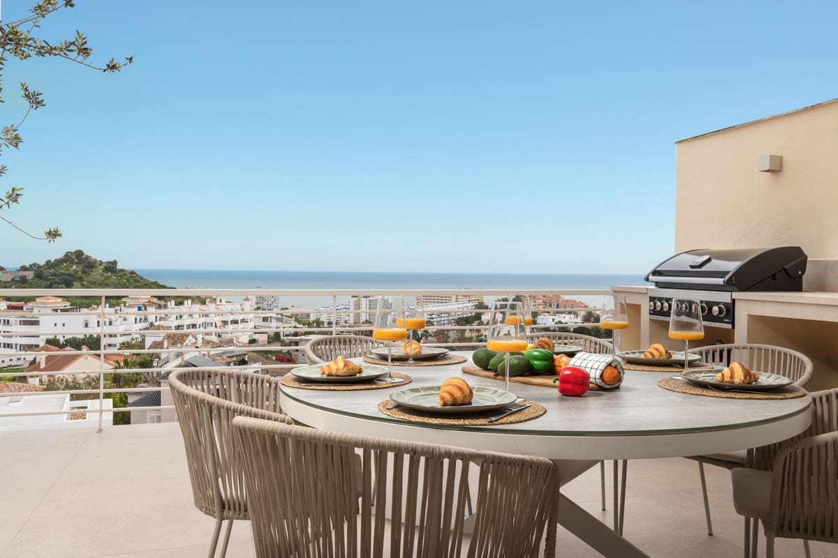 4 soveværelse Penthouse til salg i Benalmadena med swimmingpool garage - € 1.150.000 (Ref: 9673632)